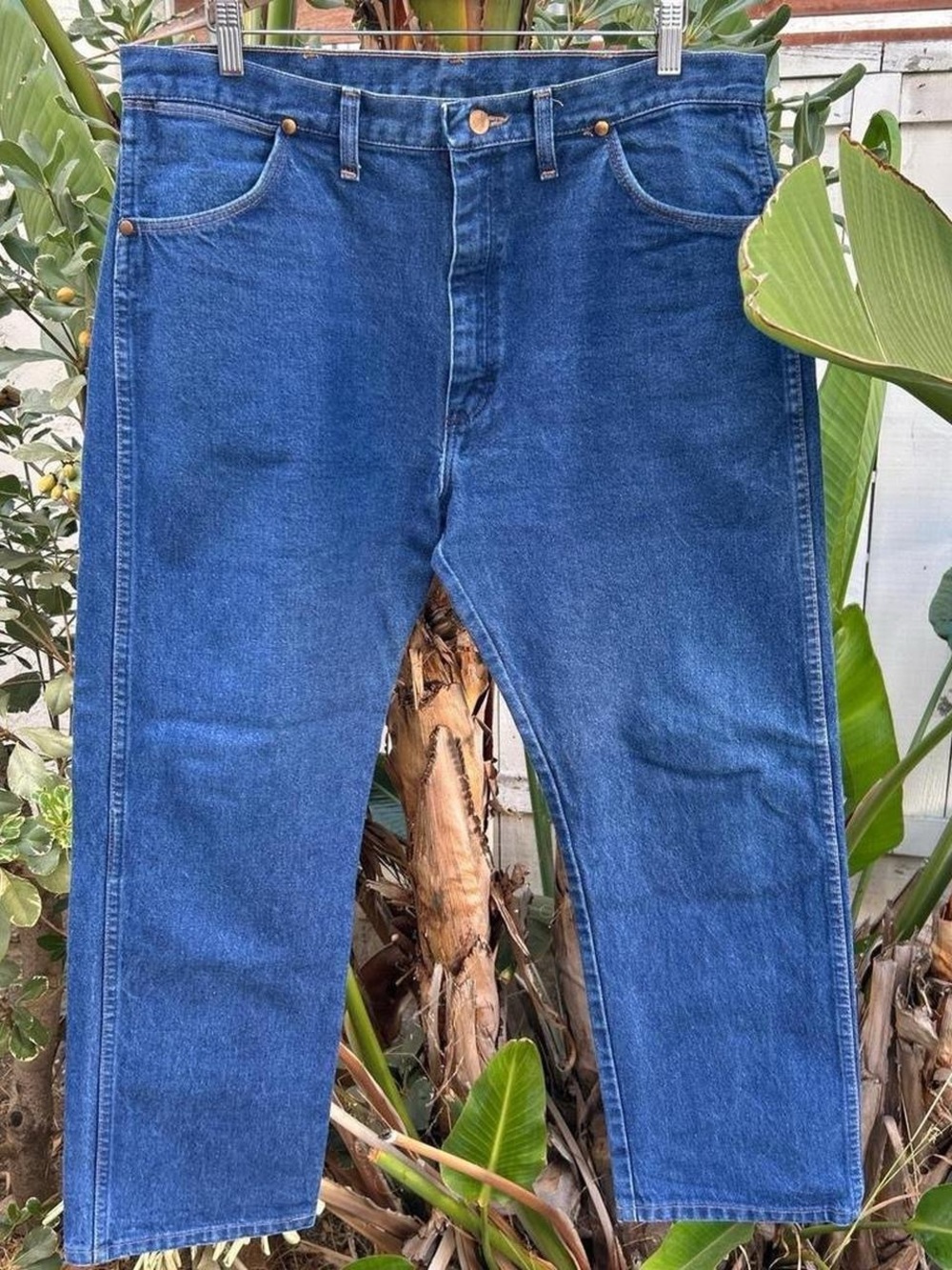Vintage 1990s Wrangler 13MWZ Cowboy Cut Jeans 38x30 Fits 37x27 USA